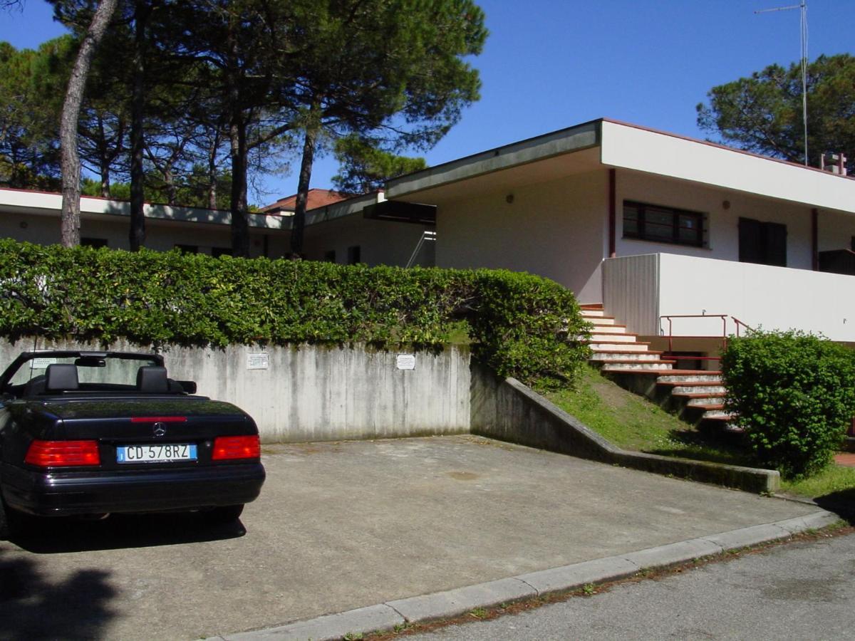 Flat In Lignano Pineta Apartment Lignano Sabbiadoro Exterior foto